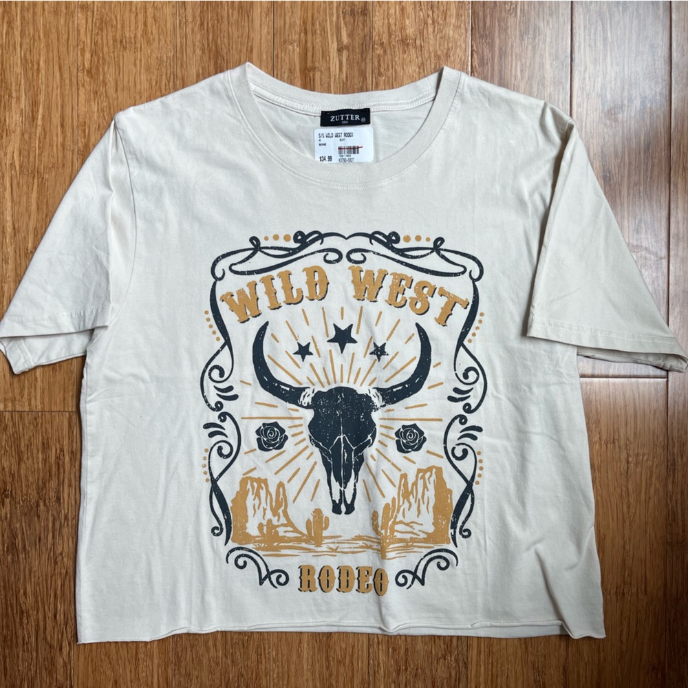 Wild West Rodeo Crop Tee Shirt size Small NWT. 1031
